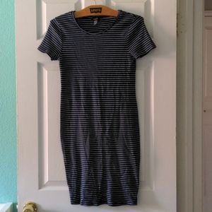 Bodycon knee length t-shirt dress